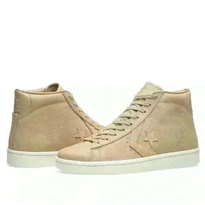 Men’s CONVERSE pro leather 76 mid lux leather sneakers- Size 9